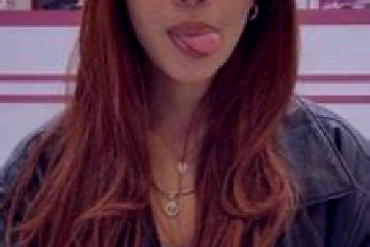 Naomi, 22, a auburn amber-eyed latina companion based in Bediondo. Offering Fetish, Overnight, CIM, GFE. Available for incall and outcall, day and evening da...