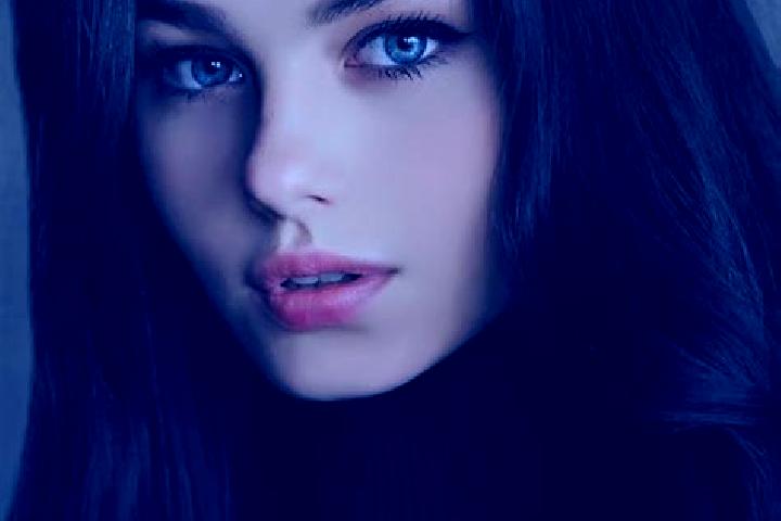 Naomi, 22, a black amber-eyed slavic companion based in Gaomi. Offering Tantra, Deep French Kissing, Duos. Available for incall and outcall, day and evening ...