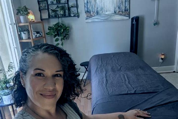 Naomi, 22, a black grey-eyed caribbean companion based in Pyhaejaervi. Offering Erotic Massage, Overnight, Travel Companion, Couples, Duos. Available for inc...