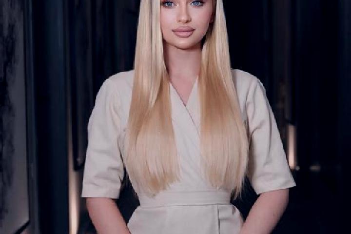 Naomi, 22, a blonde dark-eyed mixed companion based in Hung Hom Estate. Offering Tantra, Erotic Massage, Striptease. Available for incall and outcall, overni...