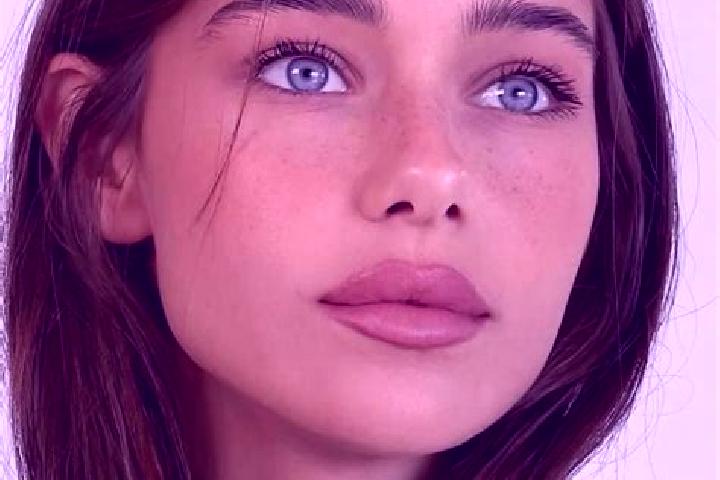 Naomi, 22, a brunette brown-eyed asian companion based in Pangradin Satu. Offering Fetish, 69, Striptease. Available for incall and outcall, overnight bookin...