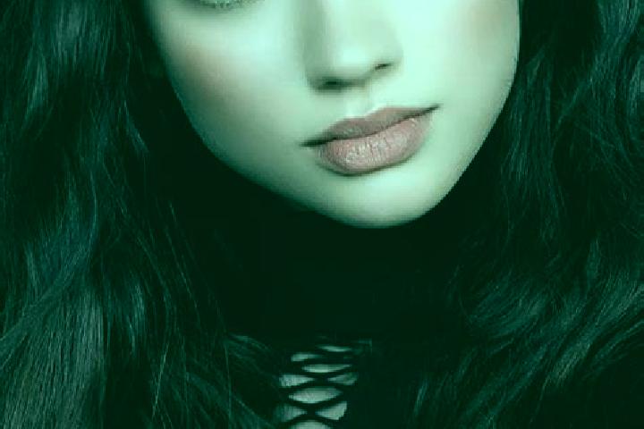 Naomi, 22, a brunette dark-eyed caucasian companion based in Hlaw Kar. Offering GFE, Domination. Available for incall and outcall, overnight bookings available.
