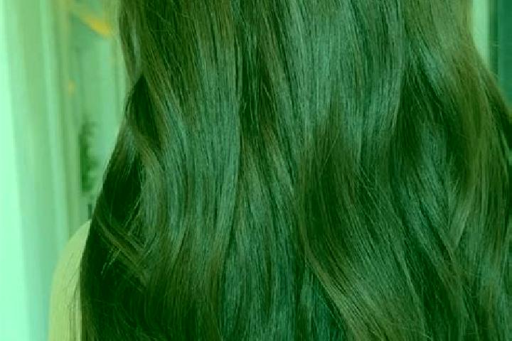 Naomi, 22, a red brown-eyed asian companion based in Longmiao. Offering Tantra, 69. Available for incall and outcall, day and evening dates.