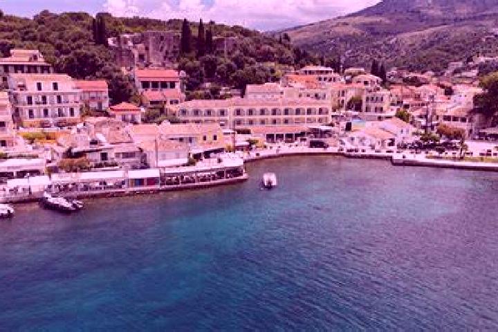 Naomi, 22 — Escort in Almyros, Greece