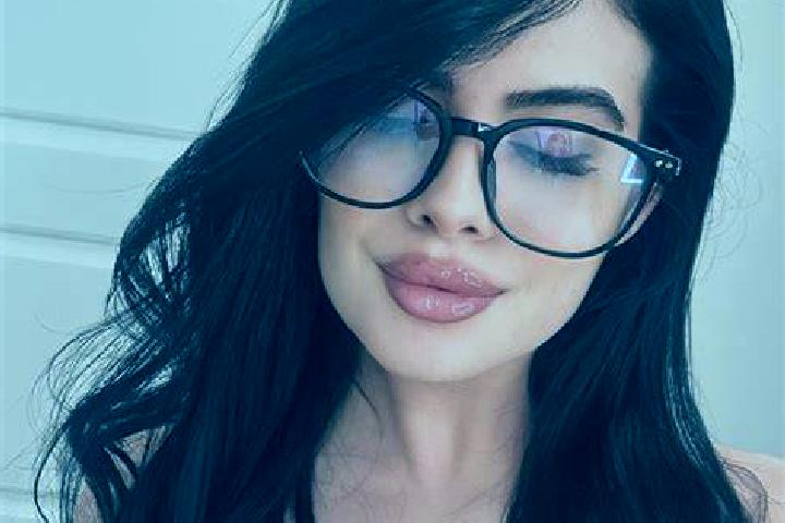 Naomi, 22 — Escort in Asyqata, Kazakhstan