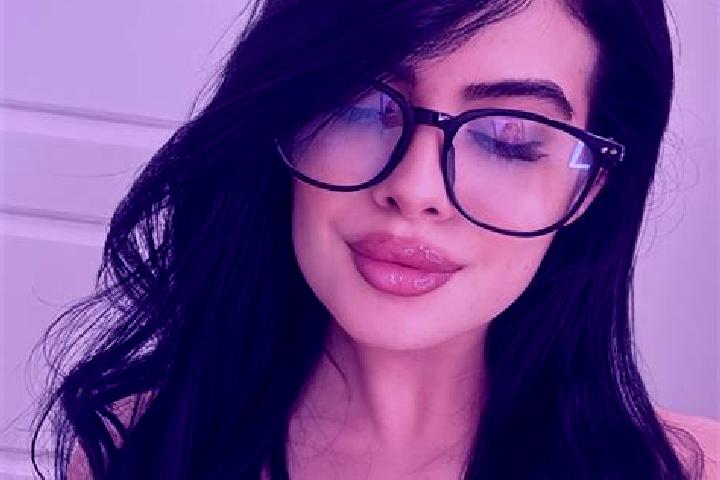 Naomi, 22 — Escort in Biikzhal, Kazakhstan