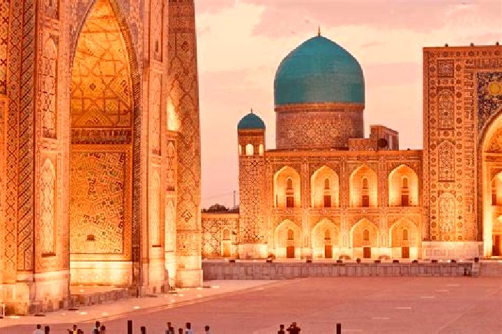 Naomi, 22 — Escort in Druzhba, Uzbekistan