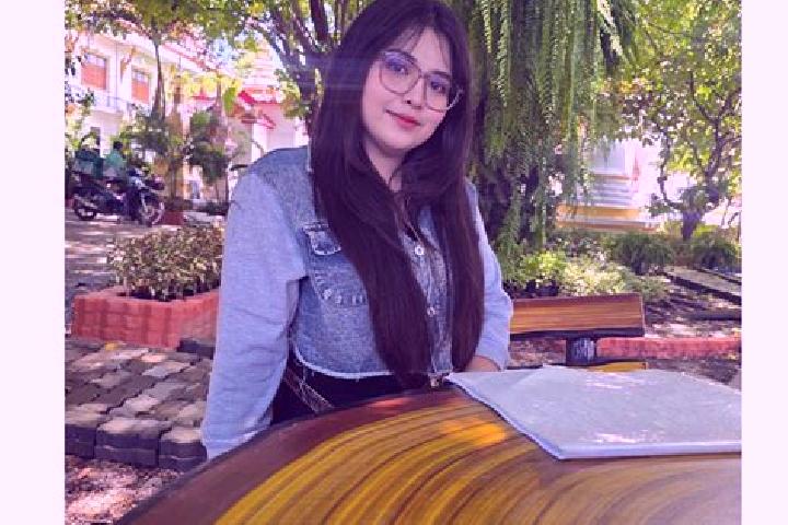 Naomi, 22 — Escort in Pan an, China