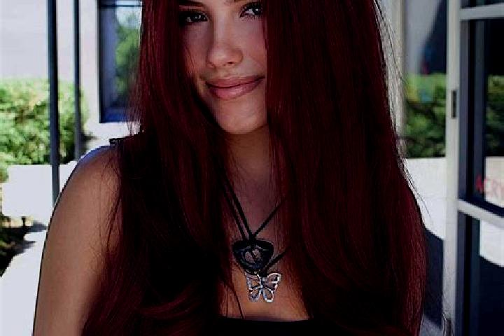 Naomi, 23, a auburn dark-eyed slavic companion based in Lewarde. Offering Roleplay, Fetish, Erotic Massage, Striptease. Available for incall and outcall, day...