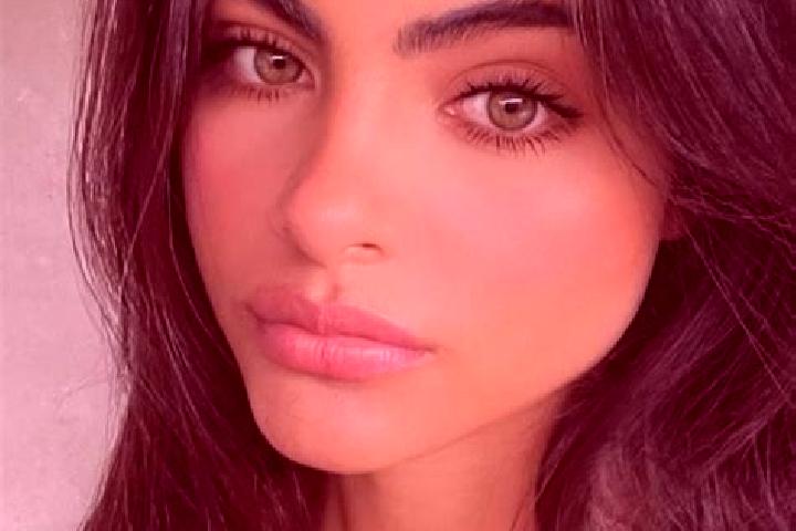 Naomi, 23, a black brown-eyed indian companion based in Kencong. Offering CIM, Fetish, GFE, Striptease, Tantra. Available for incall and outcall, overnight b...