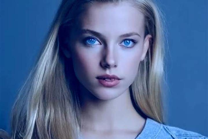 Naomi, 23, a blonde grey-eyed indian companion based in Neukirchen am Walde. Offering Prostate Massage, Fetish, CIM, Girlfriend Experience. Available for inc...