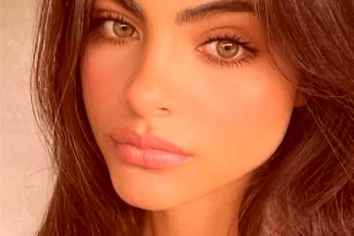 Naomi, 23, a brunette green-eyed european companion based in Gajary. Offering Massage, Duos, Erotic Massage, Fetish, Domination. Available for incall and out...