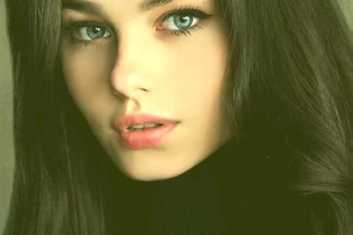 Naomi, 23, a brunette grey-eyed slavic companion based in Esperanza. Offering CIM, Prostate Massage, 69, OWO, Fetish. Available for incall and outcall, day a...