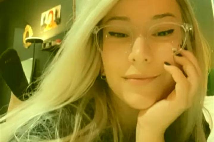 Naomi, 23, a dark blonde dark-eyed mediterranean companion based in Ahualulco de Mercado. Offering Roleplay, Dinner Date, CIM. Available for incall and outca...