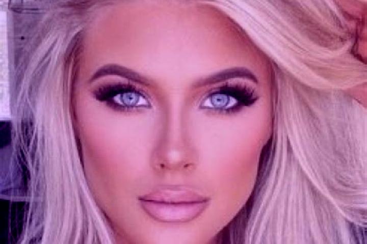 Naomi, 23, a platinum blonde amber-eyed caribbean companion based in Timonan. Offering Domination, Couples, 69, Party Girl, Tantra. Available for incall and ...