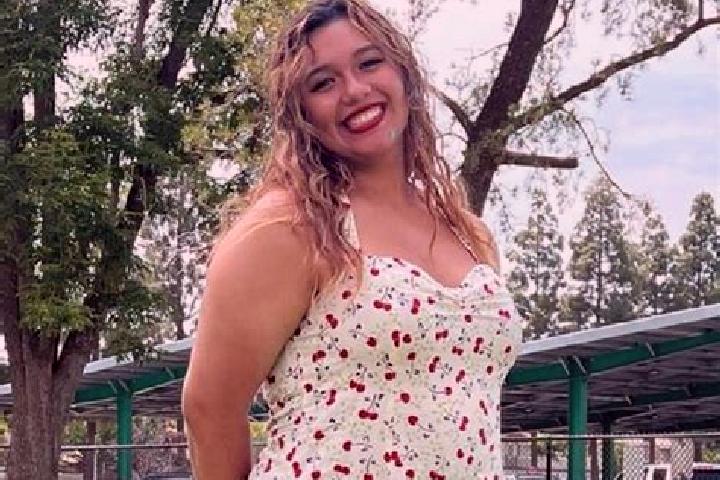 Naomi, 23 — Escort in Fullerton, United States