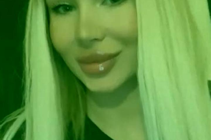 Naomi, 23 — Escort in Qo rg ontepa, Uzbekistan