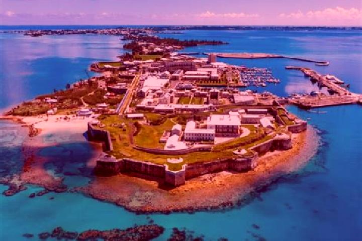 Naomi, 23 — Escort in Southampton Parish, Bermuda