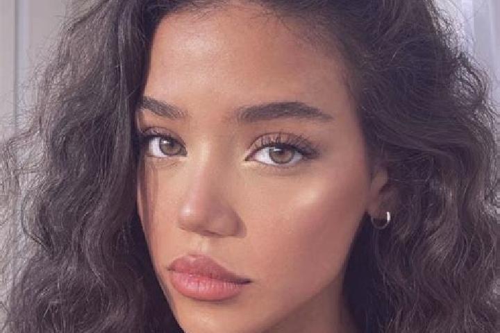 Naomi, 24, a black brown-eyed european companion based in Moorslede. Offering Girlfriend Experience, GFE, Tantra, 69. Available for incall and outcall, overn...