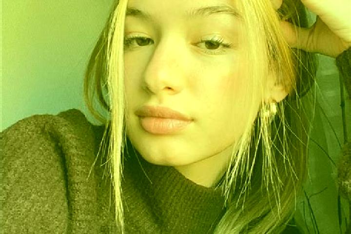 Naomi, 24, a blonde brown-eyed caribbean companion based in Munteni. Offering Domination, Girlfriend Experience, CIM, Couples. Available for incall and outca...
