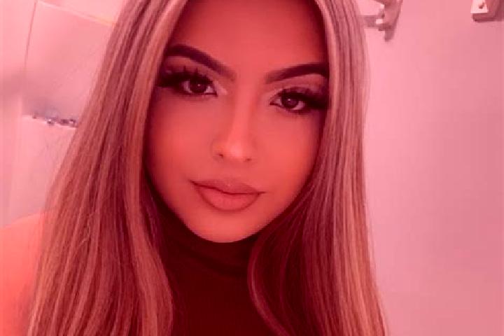Naomi, 24, a blonde dark-eyed latina companion based in Suvorov. Offering Dinner Date, Roleplay, BDSM. Available for incall and outcall, day and evening dates.