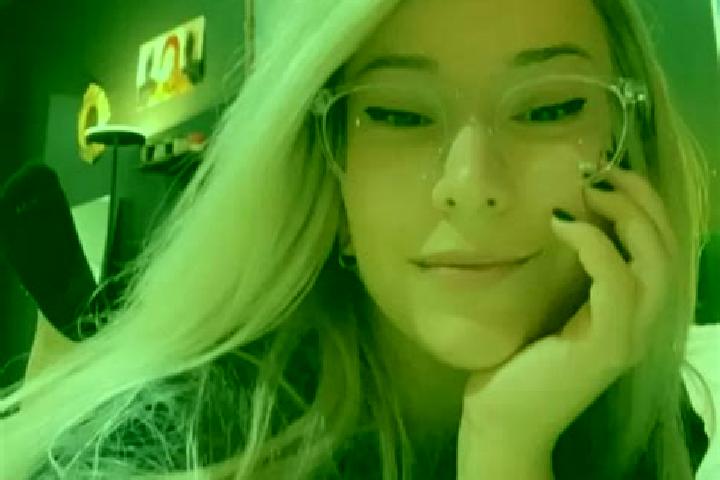 Naomi, 24, a blonde grey-eyed caucasian companion based in Chupa. Offering 69, Tantra, CIM, Party Girl, Duos. Available for incall and outcall, overnight boo...