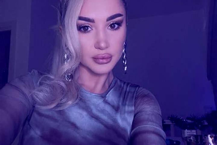 Naomi, 24, a blonde grey-eyed mediterranean companion based in Zwe Bar Kone Tan. Offering Travel Companion, GFE, Party Girl. Available for incall and outcall...