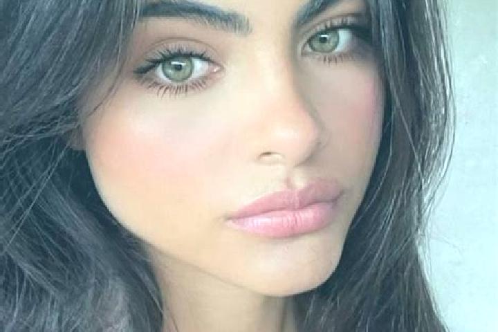 Naomi, 24, a chestnut dark-eyed indian companion based in Irianikro. Offering Prostate Massage, OWO, Fetish, Party Girl. Available for incall and outcall, ov...