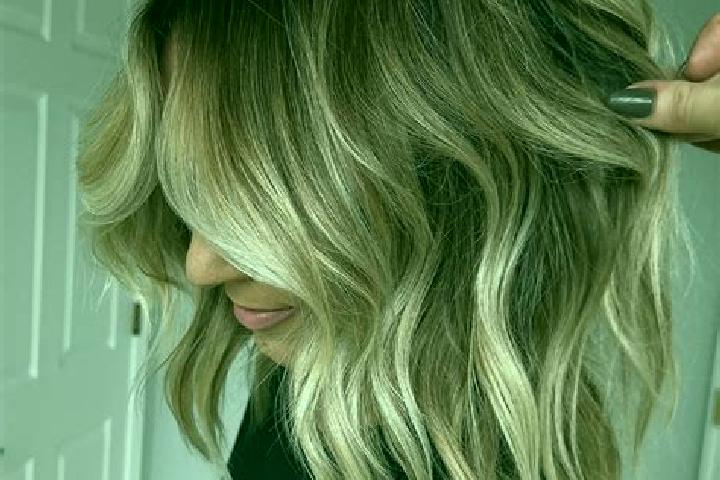 Naomi, 24, a dark blonde amber-eyed caucasian companion based in Tangjia. Offering 69, GFE, Tantra. Available for incall and outcall, day and evening dates.