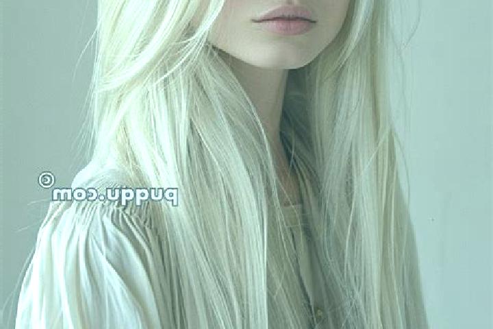 Naomi, 24, a platinum blonde hazel-eyed slavic companion based in Naili. Offering Party Girl, Massage, 69, Couples. Available for incall and outcall, overnig...