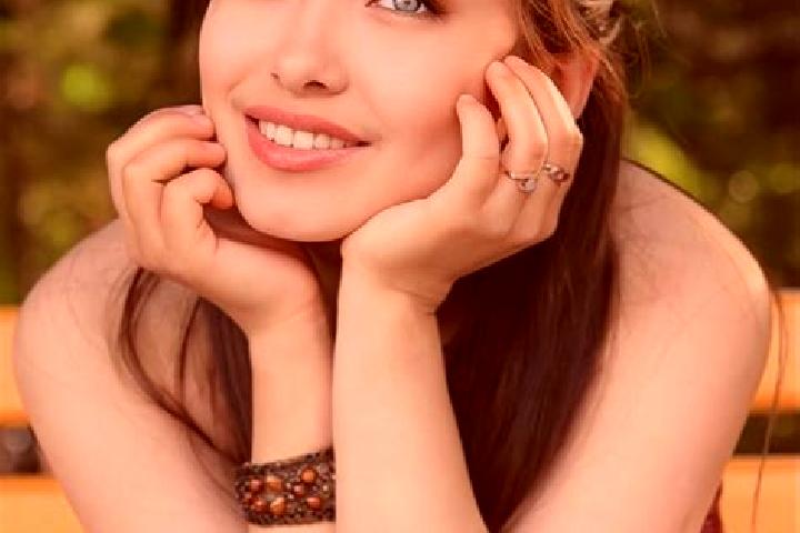 Naomi, 24, a red blue-eyed asian companion based in Judian. Offering Striptease, Couples, Tantra. Available for incall and outcall, overnight bookings availa...