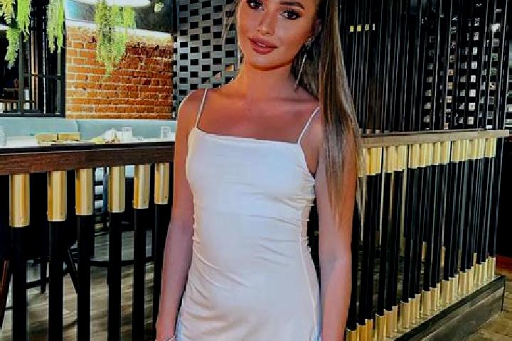 Naomi, 24 — Escort in Belaya Rechka, Russia