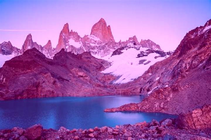 Naomi, 24 — Escort in El Chalten, Argentina