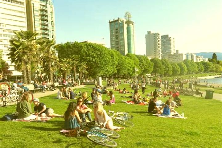 Naomi, 24 — Escort in English Bay, Canada