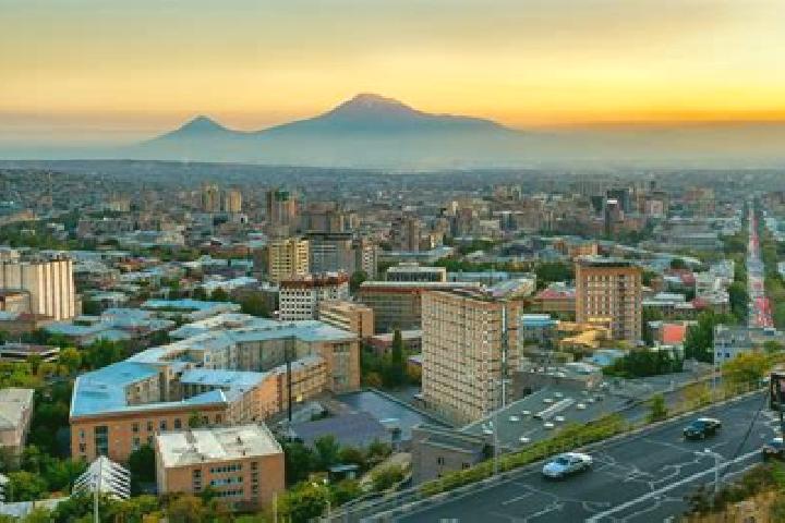 Naomi, 24 — Escort in Shamlugh, Armenia