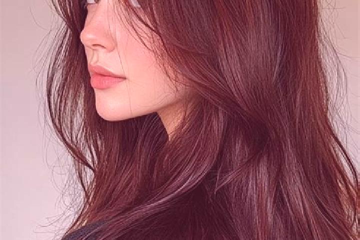 Naomi, 25, a auburn brown-eyed european companion based in Dampierre-sur-Avre. Offering Striptease, Overnight, Duos. Available for incall and outcall, day an...