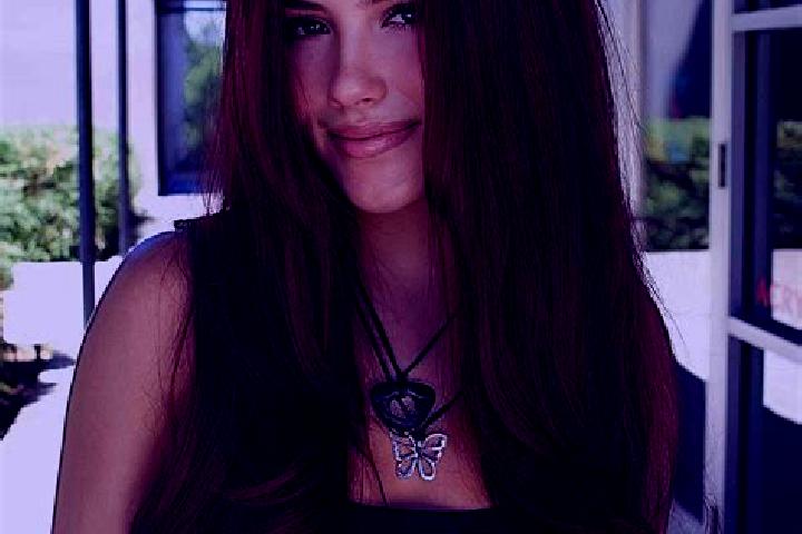 Naomi, 25, a auburn dark-eyed slavic companion based in Tohanu Nou. Offering Girlfriend Experience, Couples, Duos. Available for incall and outcall, overnigh...