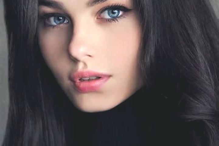 Naomi, 25, a black grey-eyed slavic companion based in Suchindram. Offering Duos, Girlfriend Experience, Roleplay. Available for incall and outcall, overnigh...