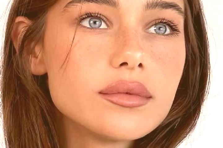 Naomi, 25, a brunette brown-eyed european companion based in Petrov. Offering BDSM, Couples, 69. Available for incall and outcall, overnight bookings available.