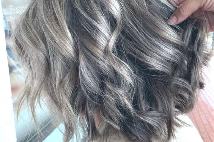 Naomi, 25, a dark blonde grey-eyed middle eastern companion based in Juntas. Offering Travel Companion, Overnight, OWO. Available for incall and outcall, day...