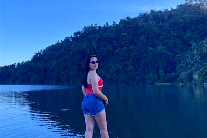 Naomi, 25 — Escort in Balungao, Philippines