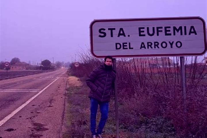 Naomi, 25 — Escort in Santa Eufemia del Barco, Spain