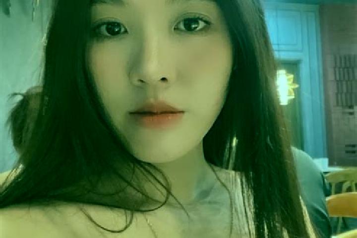 Naomi, 25 — Escort in Son Thuy, Vietnam