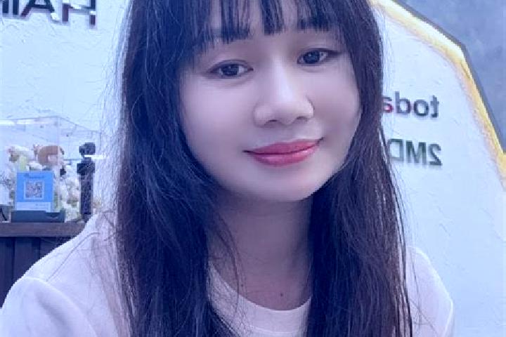 Naomi, 25 — Escort in Thuan Thanh, Vietnam