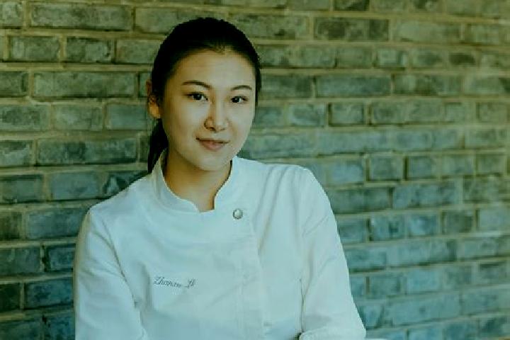 Naomi, 25 — Escort in Zhanxu, China
