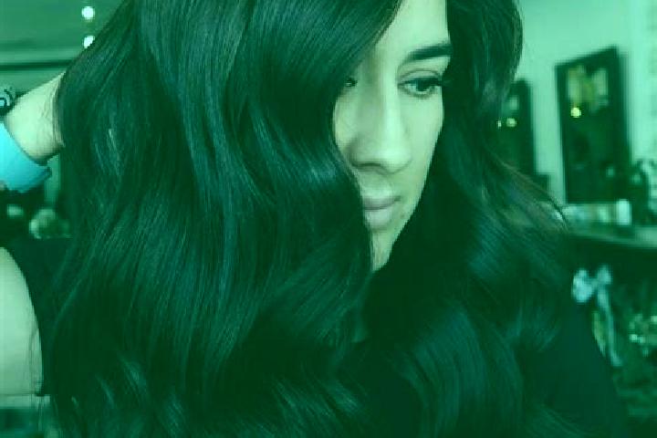Naomi, 26, a auburn dark-eyed caribbean companion based in Victoria. Offering Couples, Travel Companion, Girlfriend Experience, BDSM. Available for incall an...