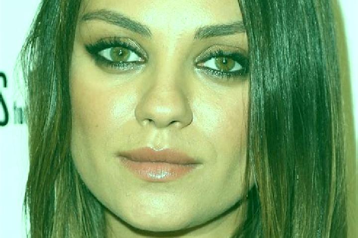 Naomi, 26, a auburn hazel-eyed european companion based in Aroche. Offering Domination, Erotic Massage, Party Girl. Available for incall and outcall, overnig...
