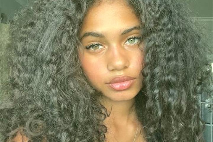 Naomi, 26, a black blue-eyed ebony companion based in Mnogoudobnoye. Offering Fetish, Dinner Date, Girlfriend Experience, Striptease, Deep French Kissing. Av...