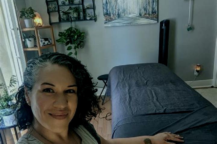 Naomi, 26, a black grey-eyed indian companion based in Fraham. Offering Massage, Overnight, Duos, 69, Domination. Available for incall and outcall, day and e...
