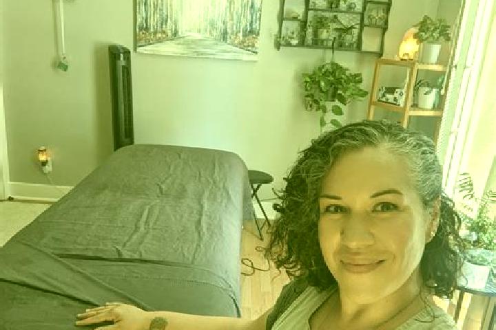 Naomi, 26, a black grey-eyed mixed companion based in Cerani. Offering Roleplay, Massage, Tantra. Available for incall and outcall, overnight bookings availa...